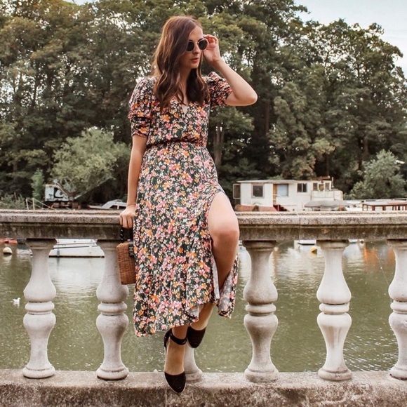 Zara Dresses & Skirts - ZARA Floral Buttoned Midi Slit Dress sz Medium